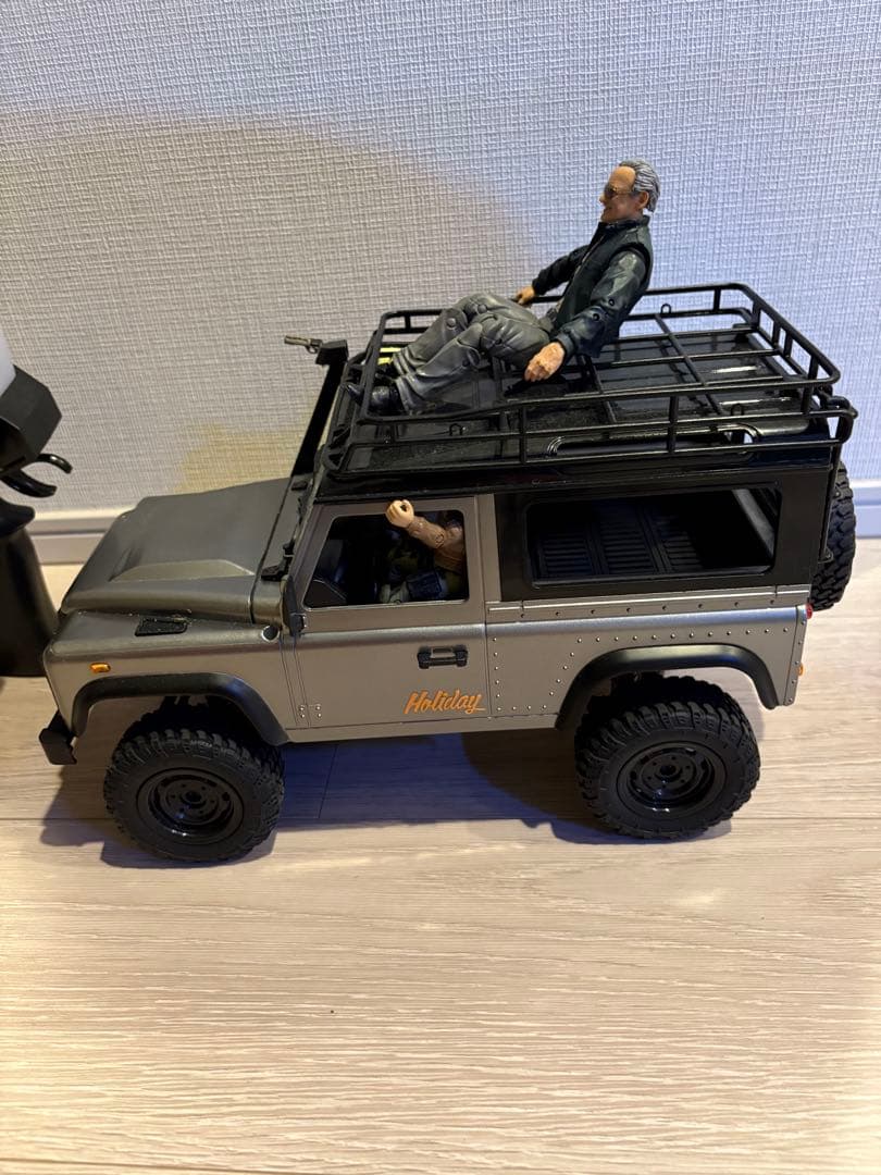 美品【MN MODEL】1:12 DEFENDER90 ランドローバー技適認証済