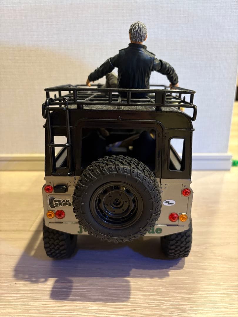 美品【MN MODEL】1:12 DEFENDER90 ランドローバー技適認証済