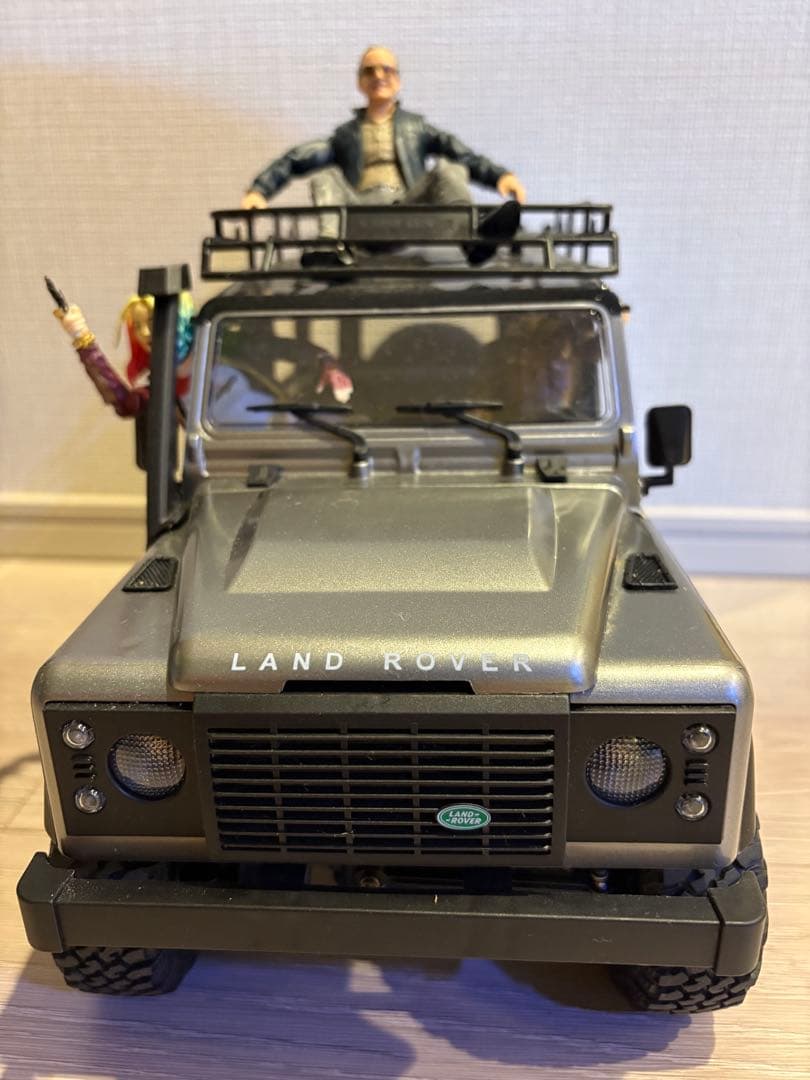 美品【MN MODEL】1:12 DEFENDER90 ランドローバー技適認証済