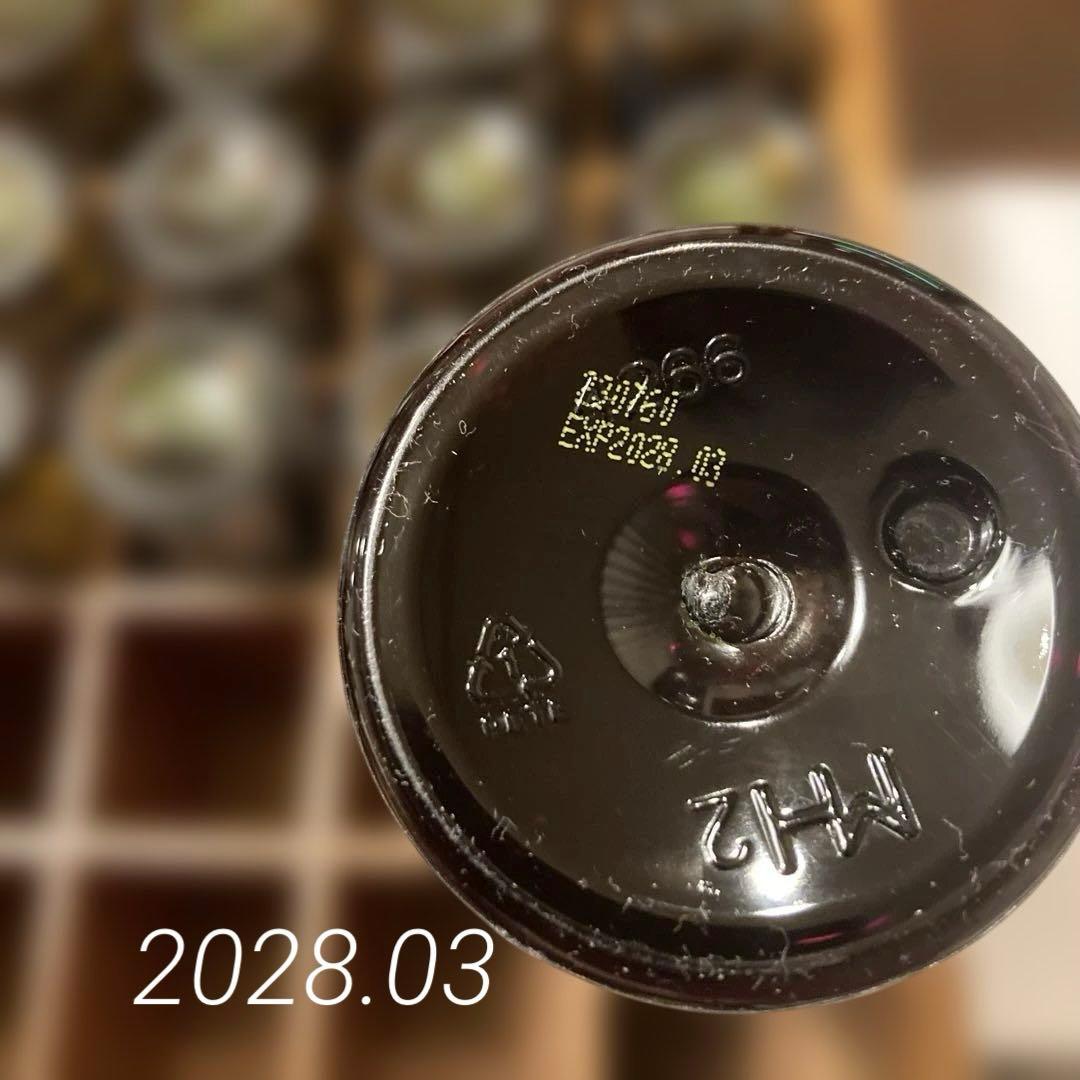 【正規品】ドテラ エッセンシャルオイル15本 木箱・ココナッツオイル他 まとめ