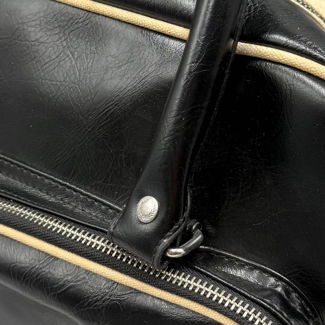 FRED PERRY ボストンバッグ スポーツバック PVC レザー 2way