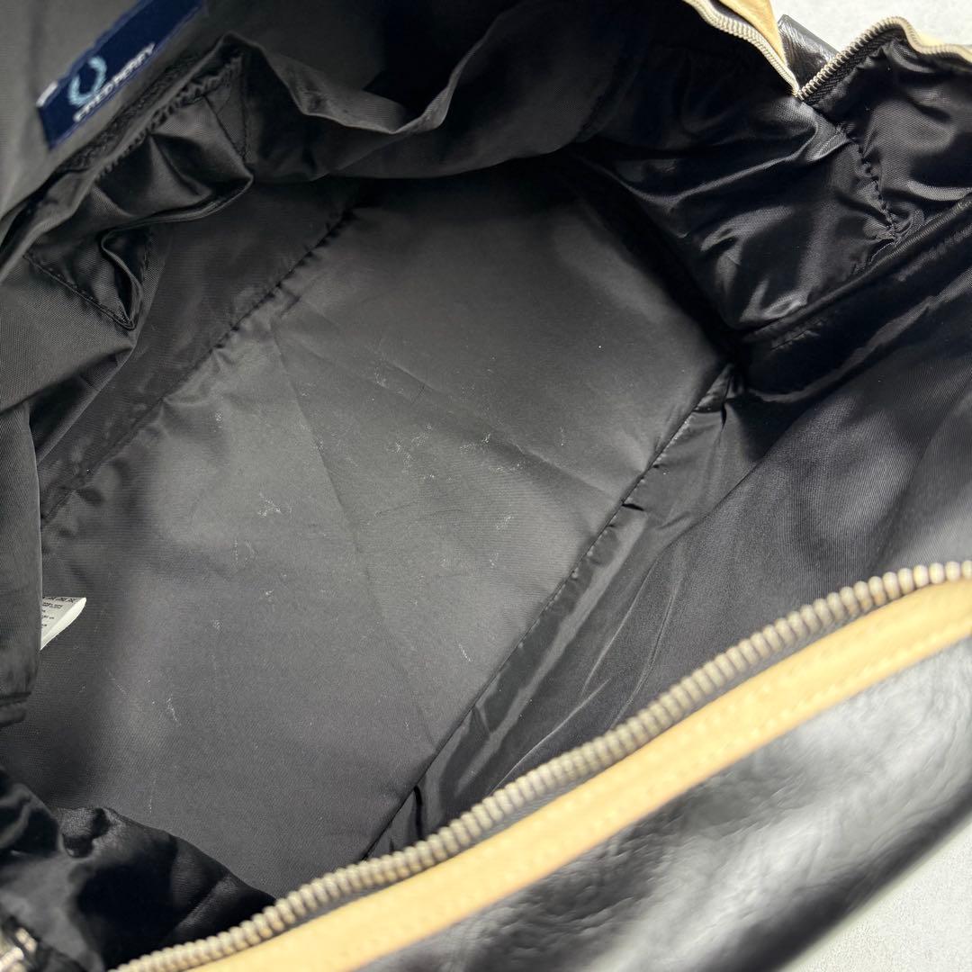 FRED PERRY ボストンバッグ スポーツバック PVC レザー 2way