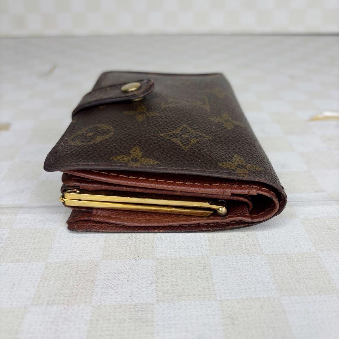 極美品　LOUIS VUITTON ルイヴィトン　財布　二つ折り　がま口　M05