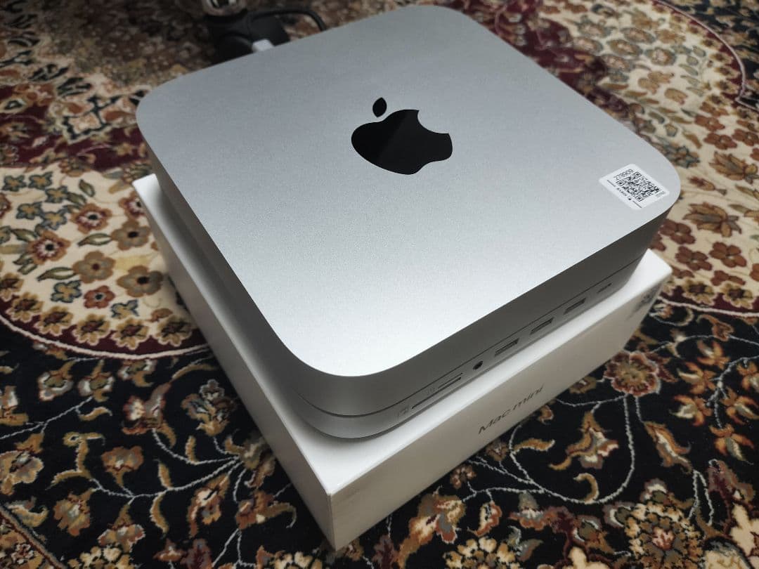 Mac mini M2 MNH73J/A Early 2023 ドック付き