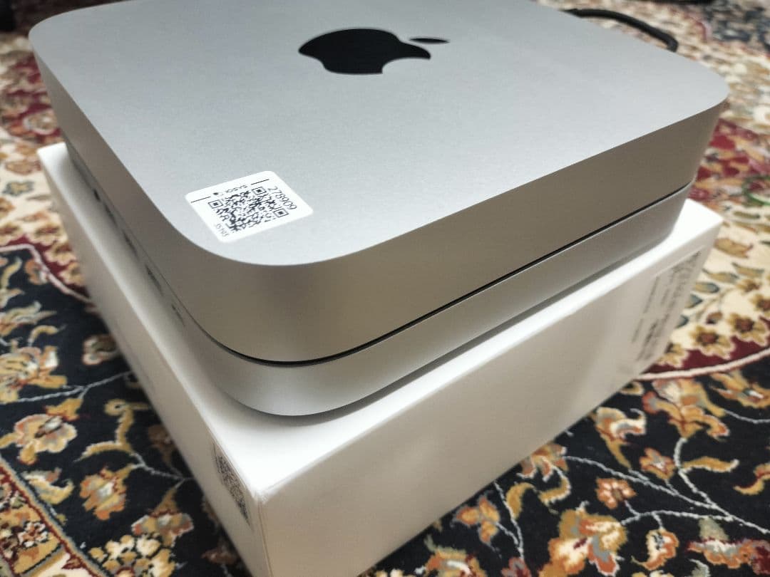 Mac mini M2 MNH73J/A Early 2023 ドック付き