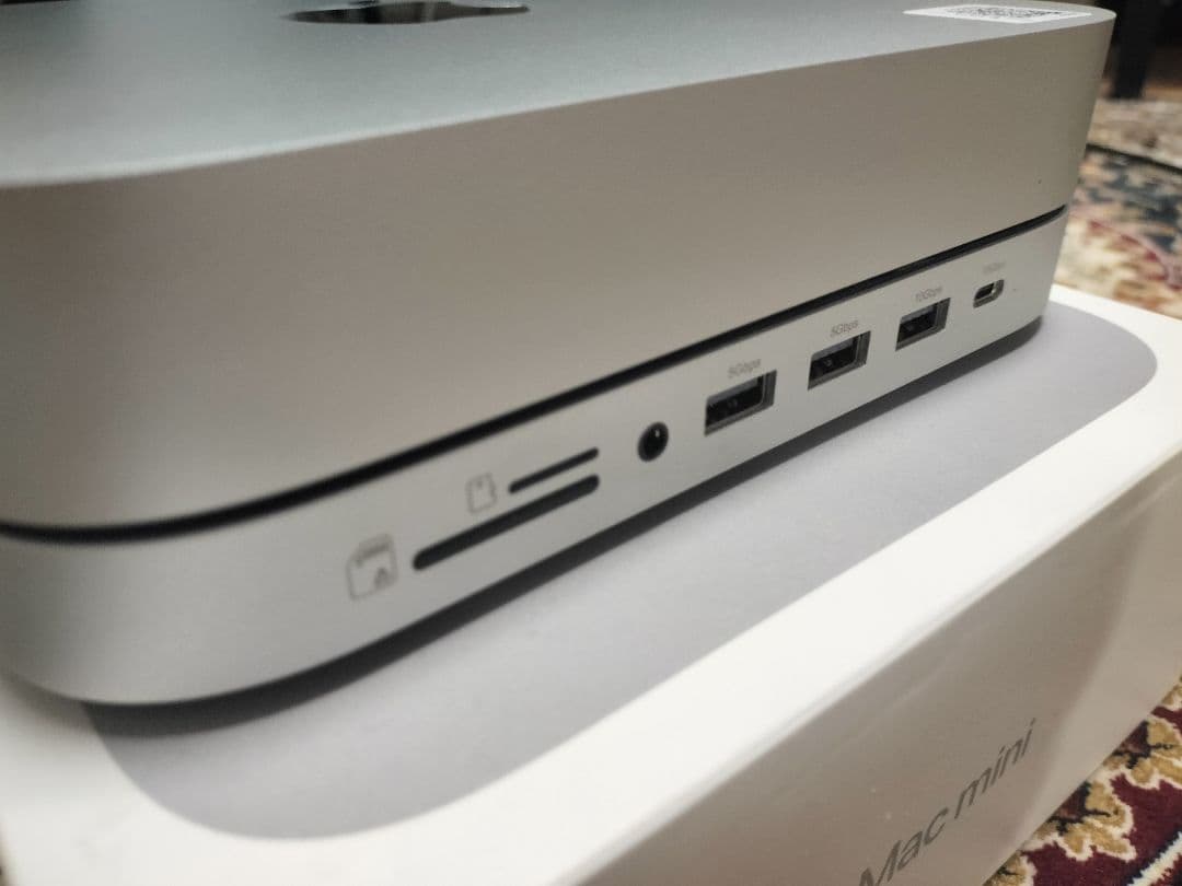 Mac mini M2 MNH73J/A Early 2023 ドック付き