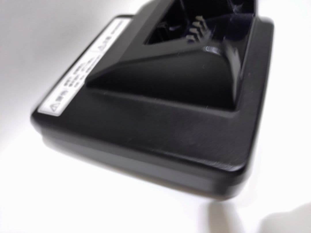 美品　Panasonic 電動アシスト自転車用充電器 NKJ075Z1