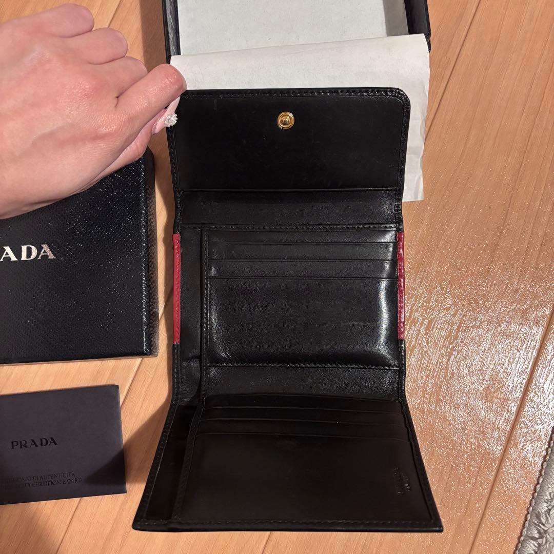 M*˚様 プラダ 三つ折り財布 がま口 三角ロゴ レザー バイカラー