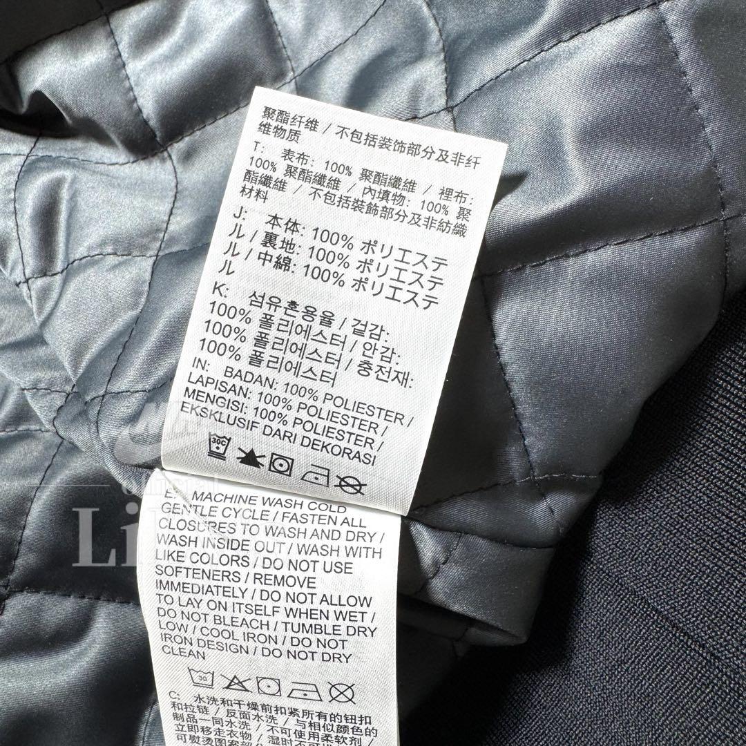 【Ｍサイズ】新品未使用NIKEジャケット　正規品　黒　ブラック　スネーク　完売品