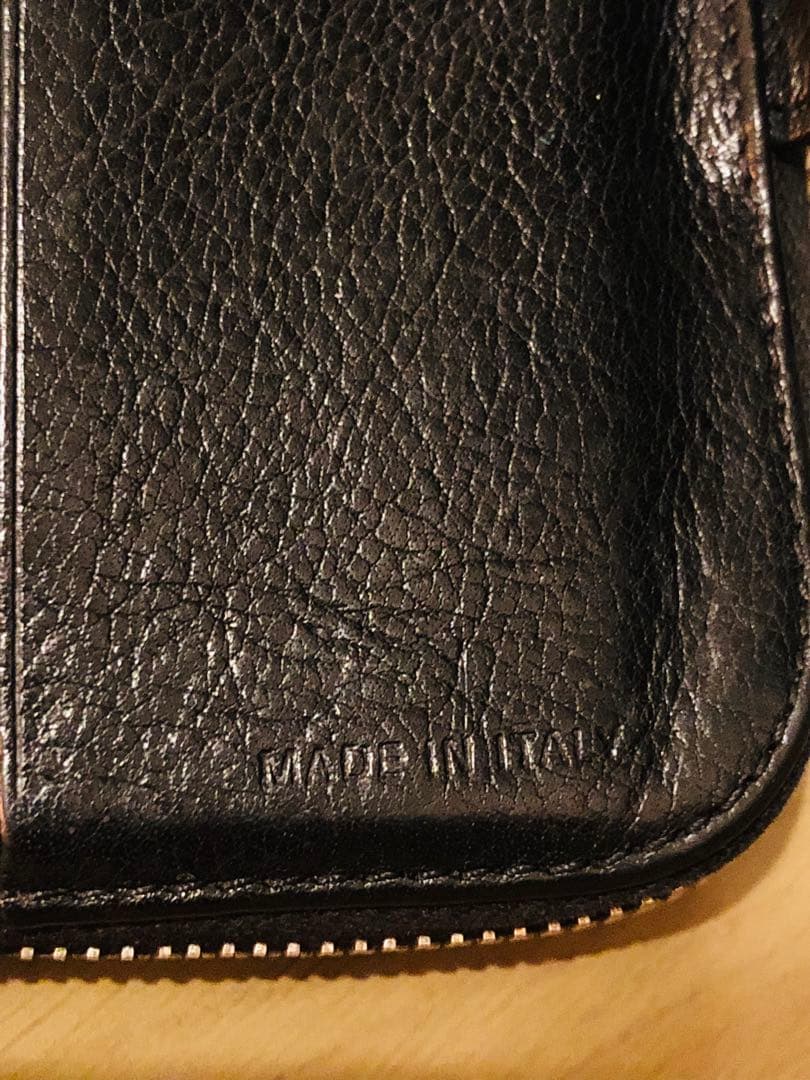 PRADA ドット柄 ブラック 二つ折り財布