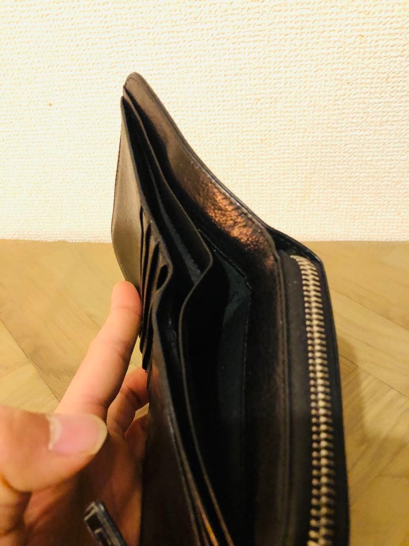 PRADA ドット柄 ブラック 二つ折り財布