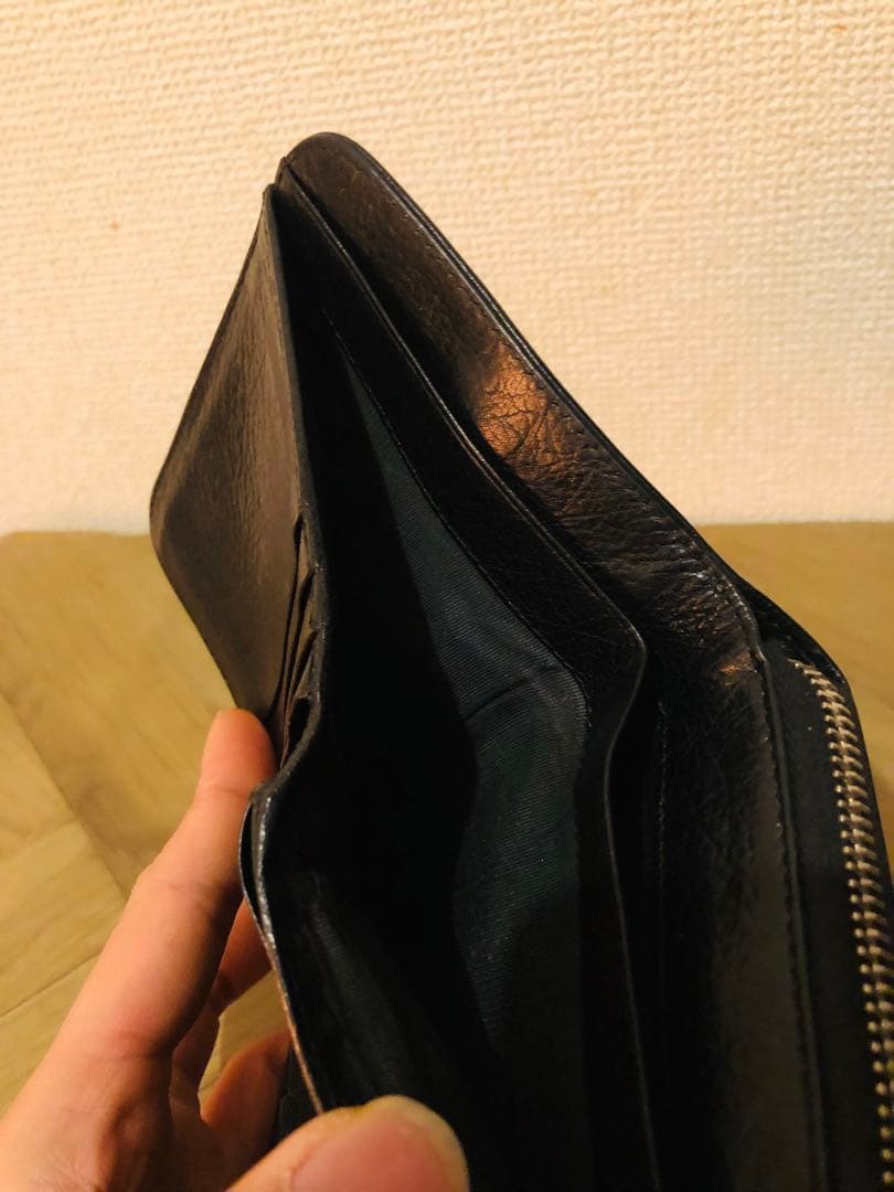PRADA ドット柄 ブラック 二つ折り財布