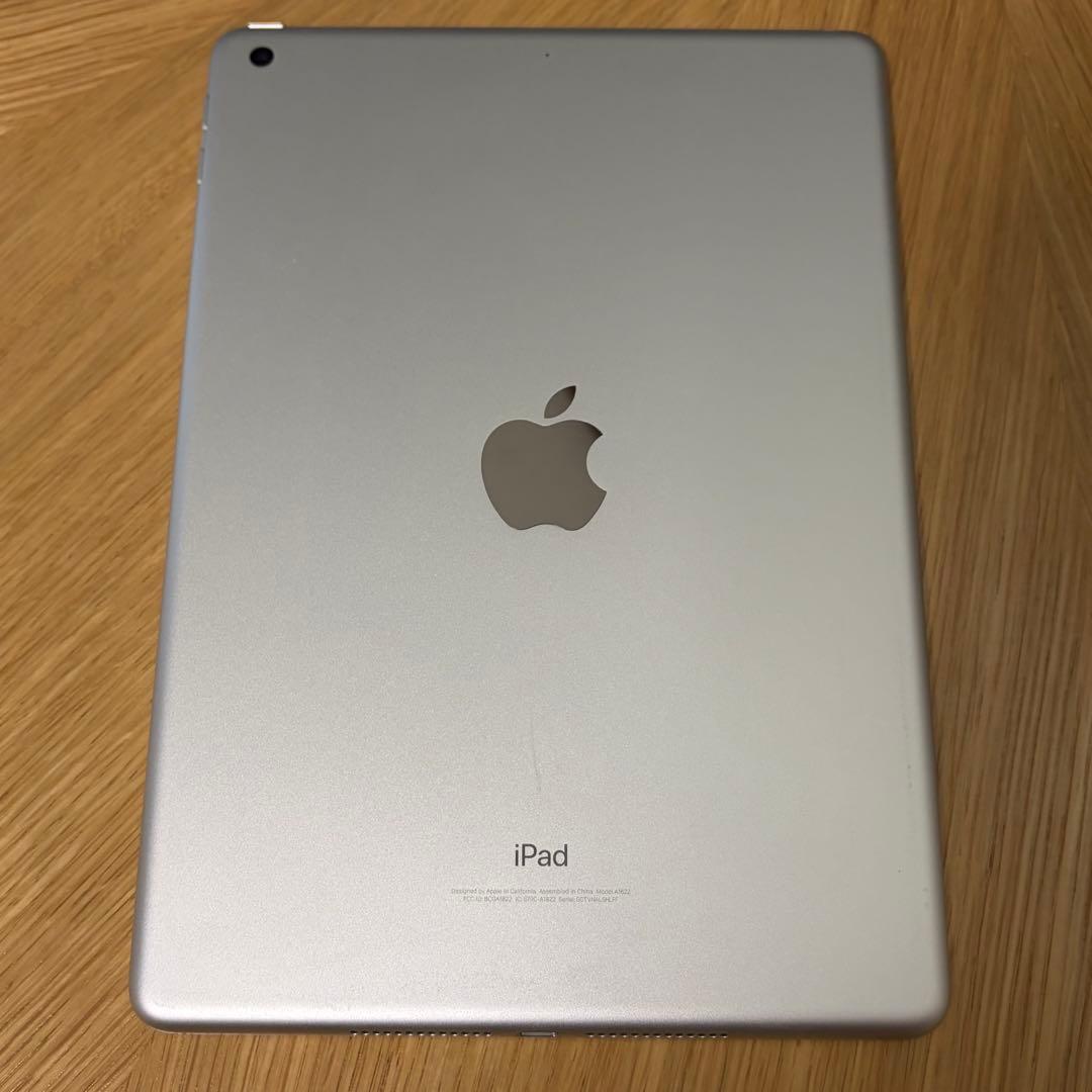 Apple iPad (第5世代) シルバー 本体 MP2J2J/A