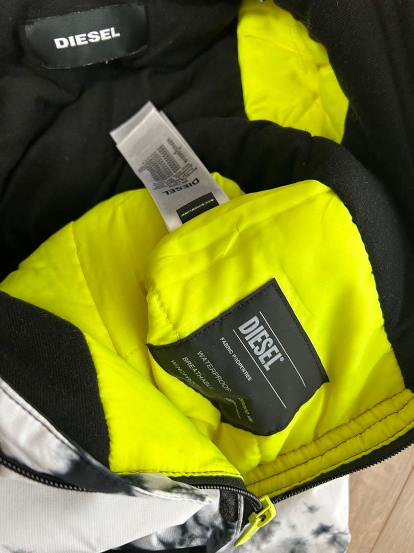 DIESEL ベビー　アウター　スキーウェア