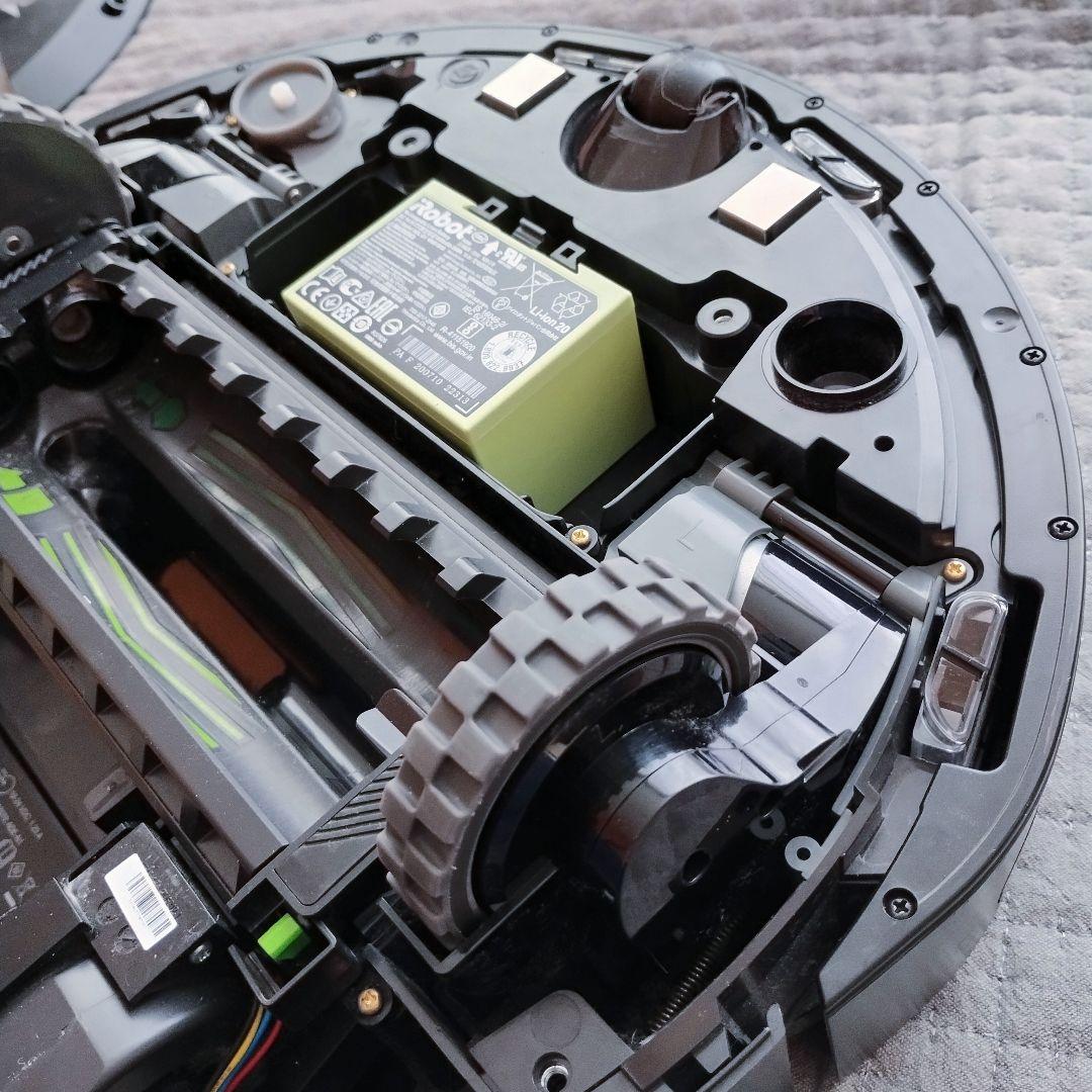 ♥iRobot Roomba i3＋　自動ゴミ収集機能（クリーンベース）付き