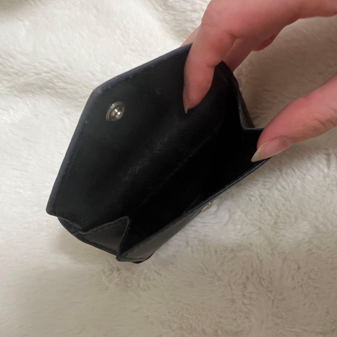 美品 PRADA 三つ折財布 即購入〇
