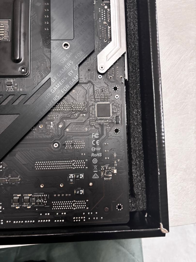 マザーボード kikuchiASRock x570taichi RazerEdition