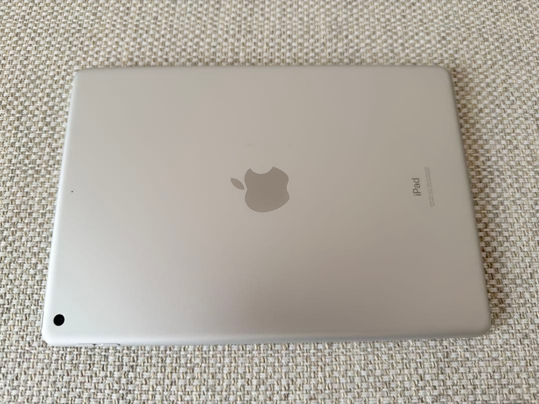 Apple iPad 第8世代 128GB Wi-Fiモデル