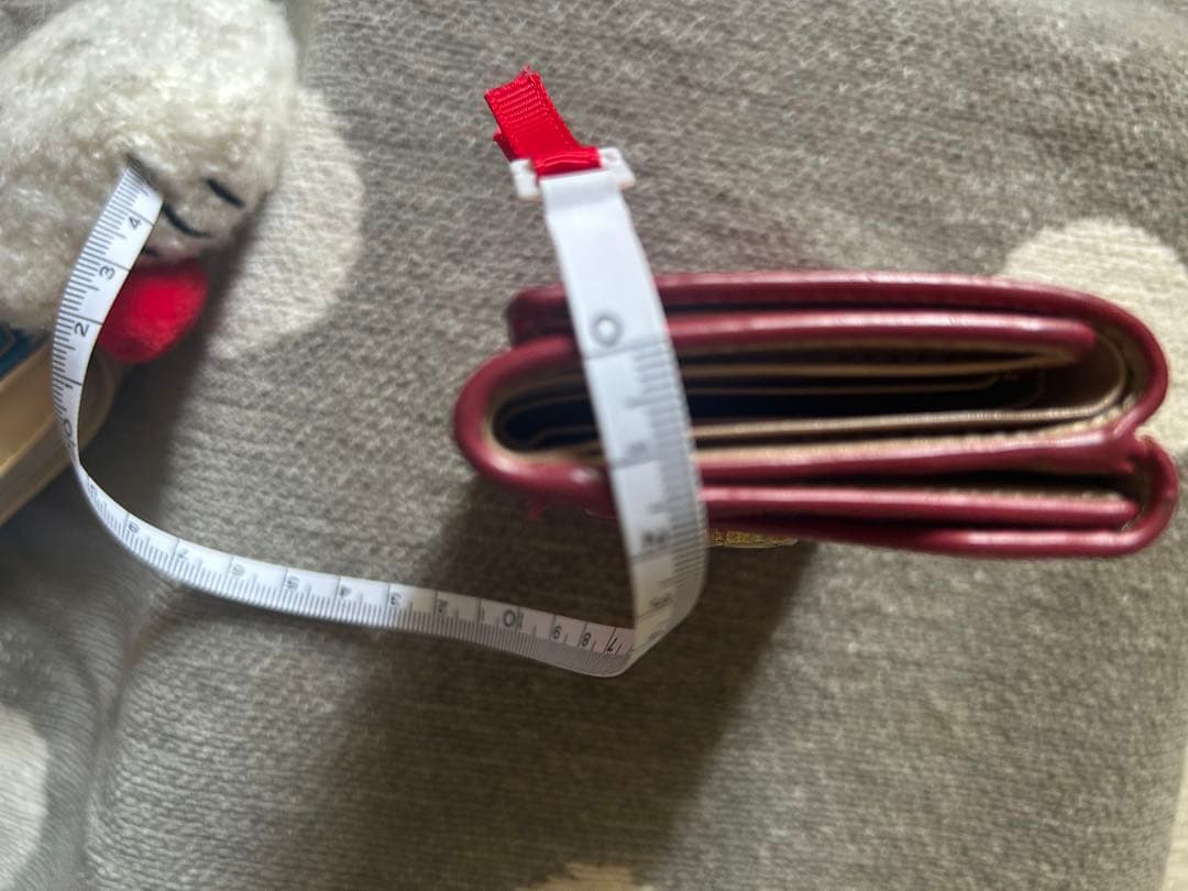 ピンク エナメル 二つ折り財布