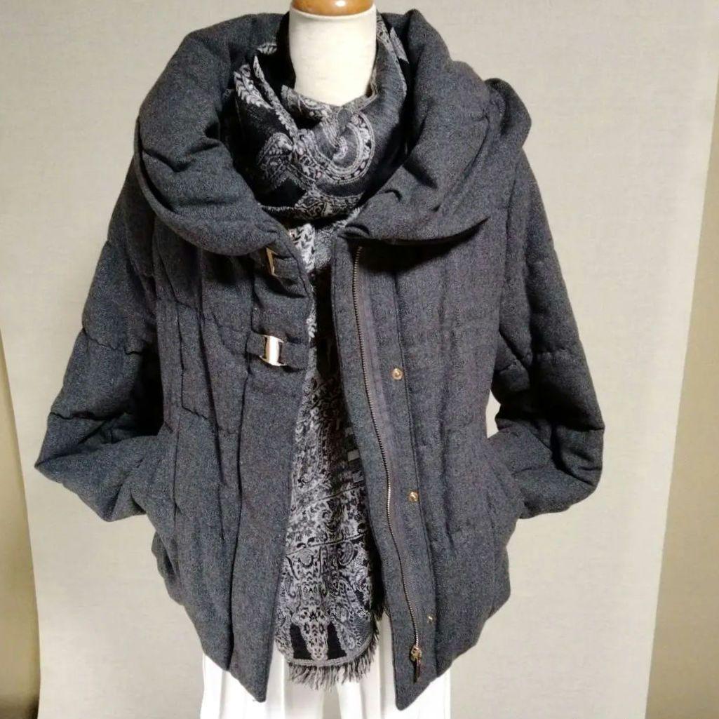 ✨新品未使用✨️高級感のある布帛でキルティング中綿ありのグレーハーフコートです✨