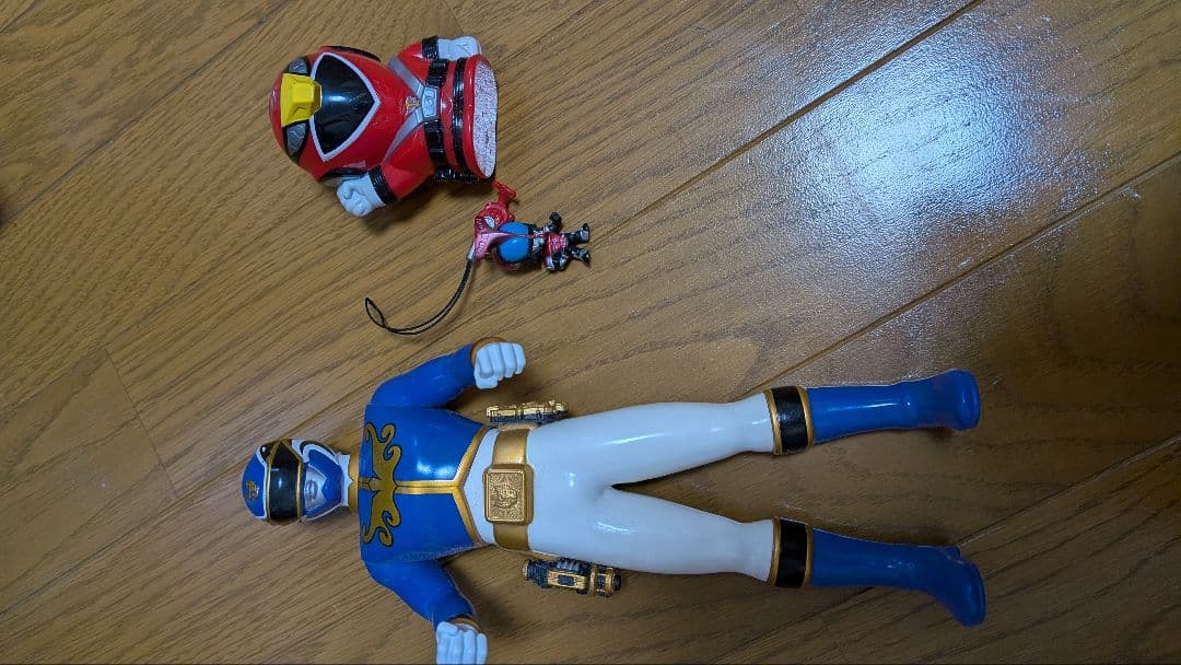2009年ウィザード・ライダー 雑誌とDVD、フィギュアセット