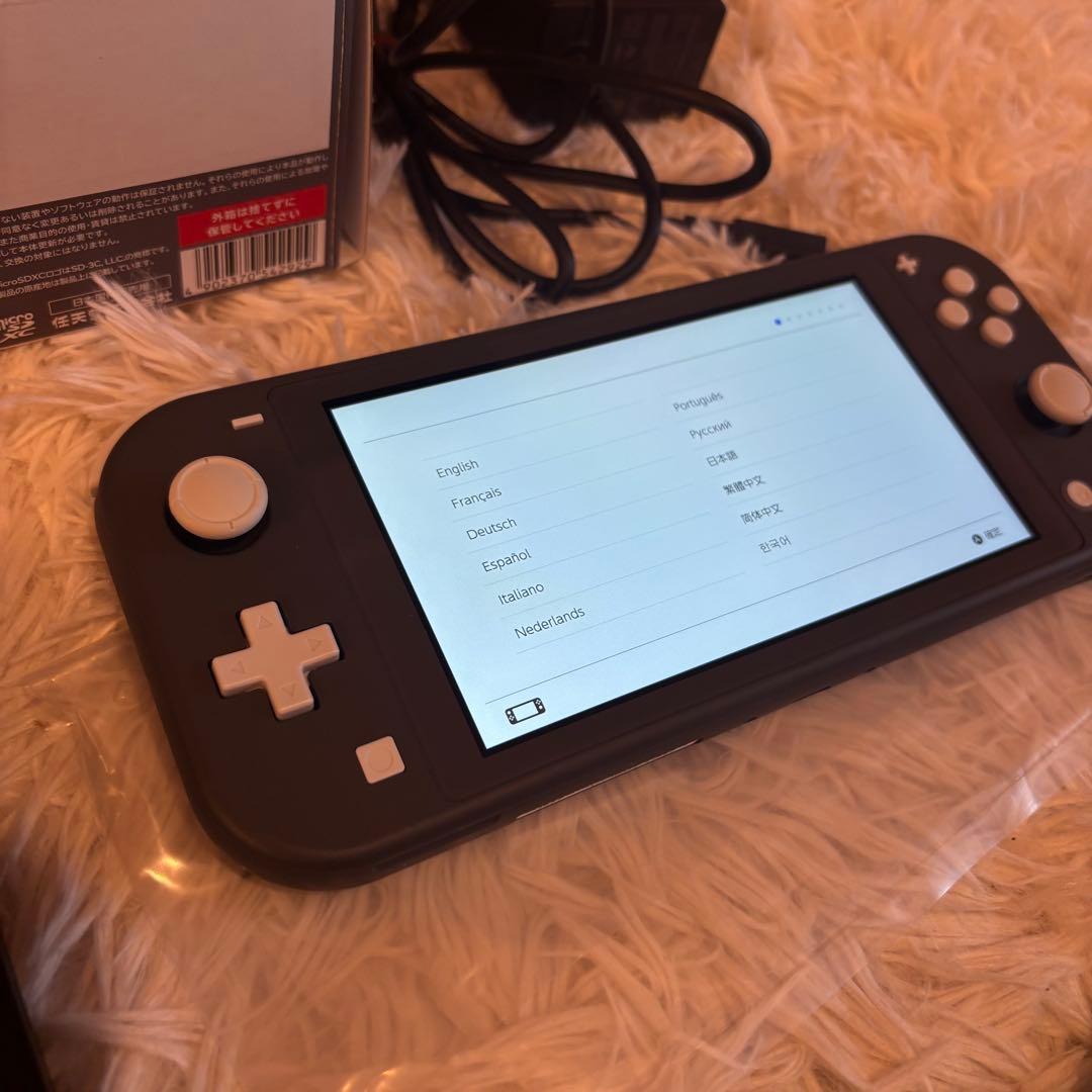 超美品Nintendo Switch ニンテンドースイッチライト 本体 グレー