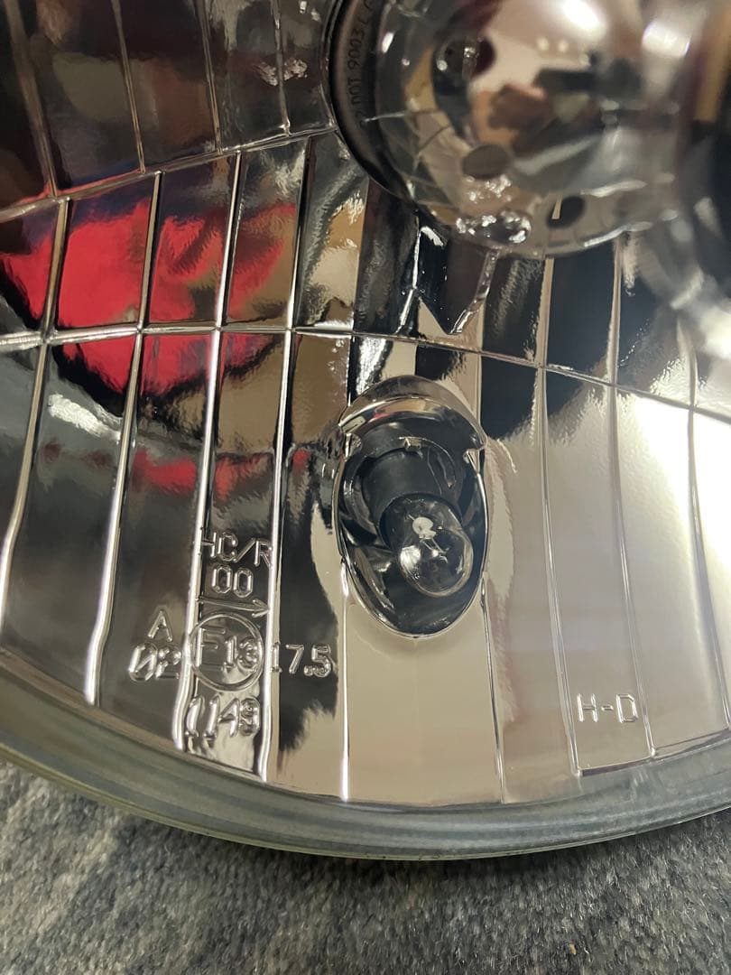 H-D 68380-05 ヘッドライト ハーレー純正　ヘッドライト　７インチ