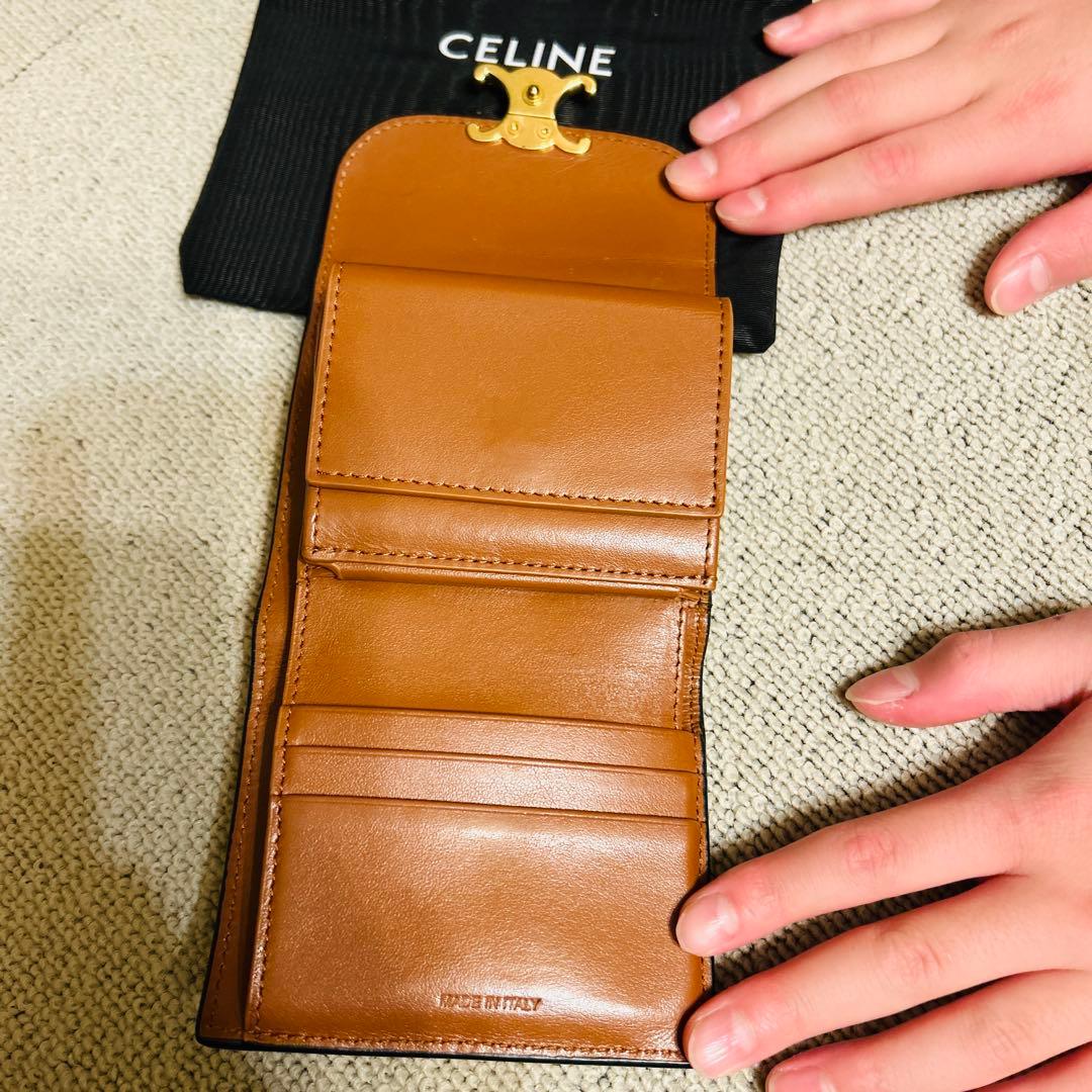 CELINE ブラウンレザー 三つ折り財布 保存袋付き