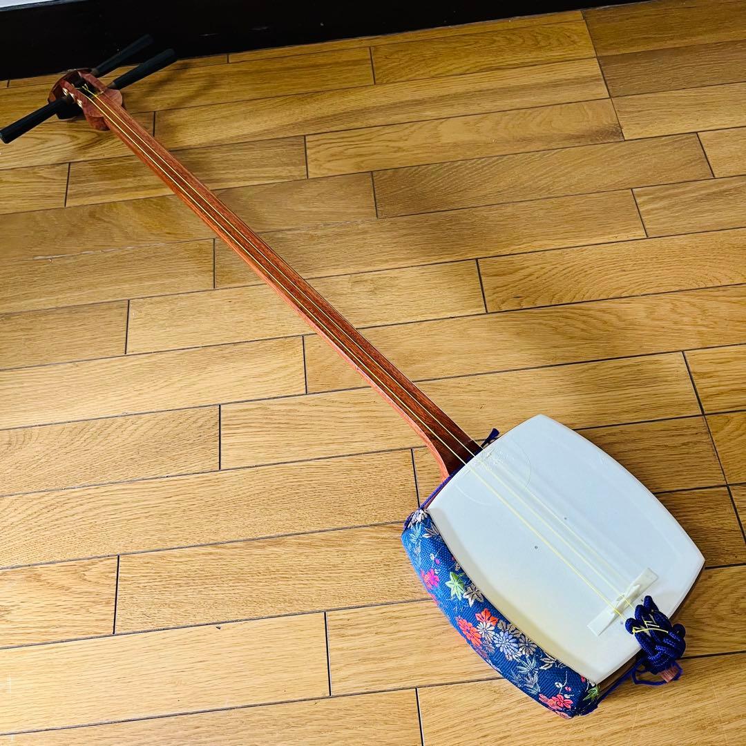 希少品　三味線 和楽器 弦楽器 ハードケース　送料込み