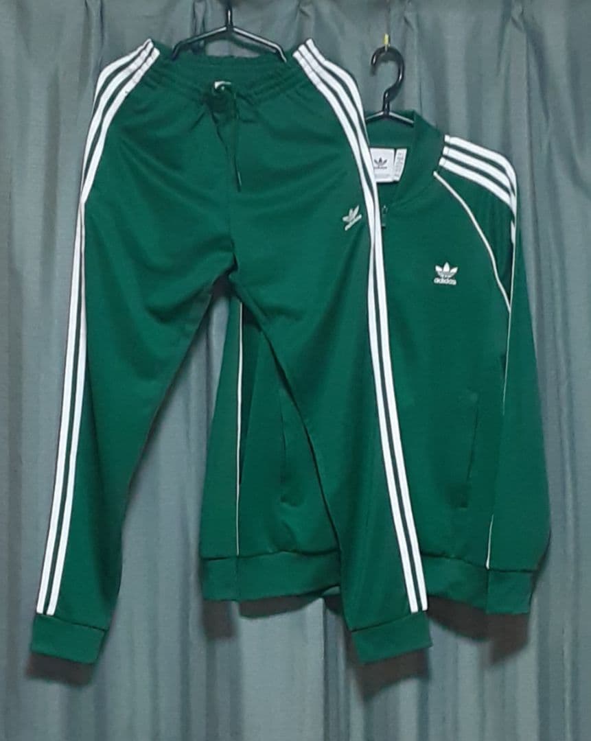 adidas　セットアップ