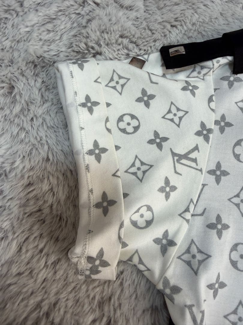 ルイ・ヴィトン21SS/シルバーモノグラムショルダーフラップカットソー/Tシャツ