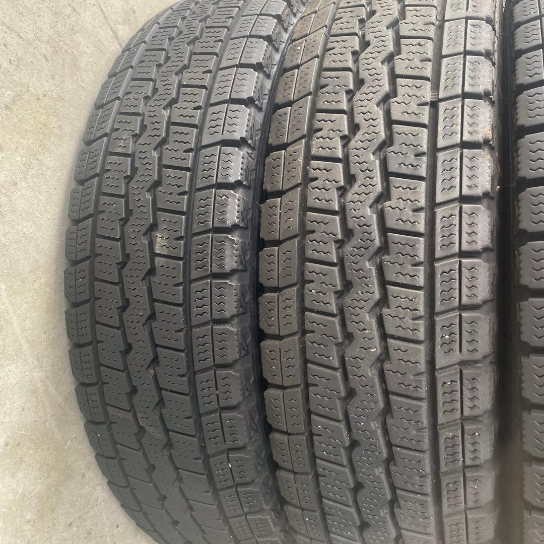 ダンロップ冬タイヤ145/80R12 LT 20年製と21年製4本　送料込み