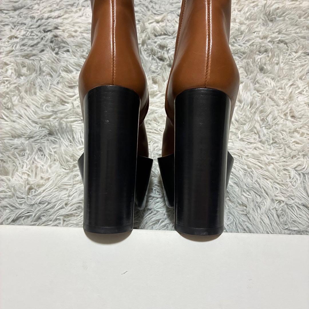 【未使用に近い】Peter Do 本革 35〈参考価格234,000円〉