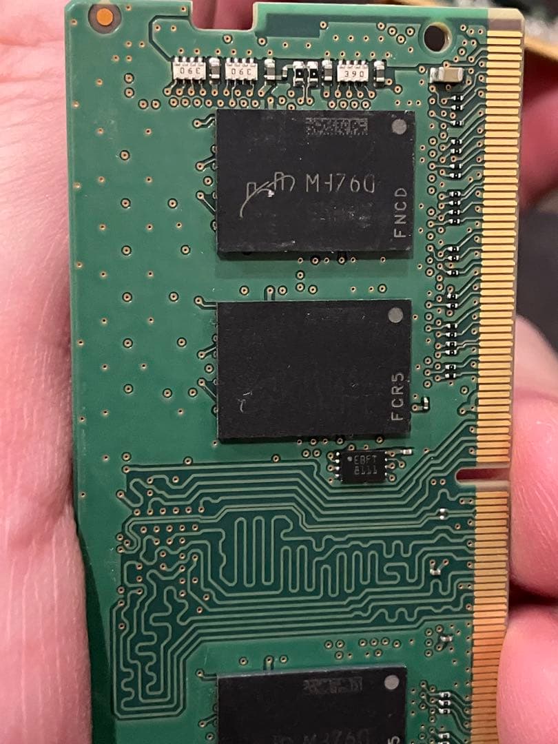 ノートPC メモリ4枚 DDR4 合計32GB