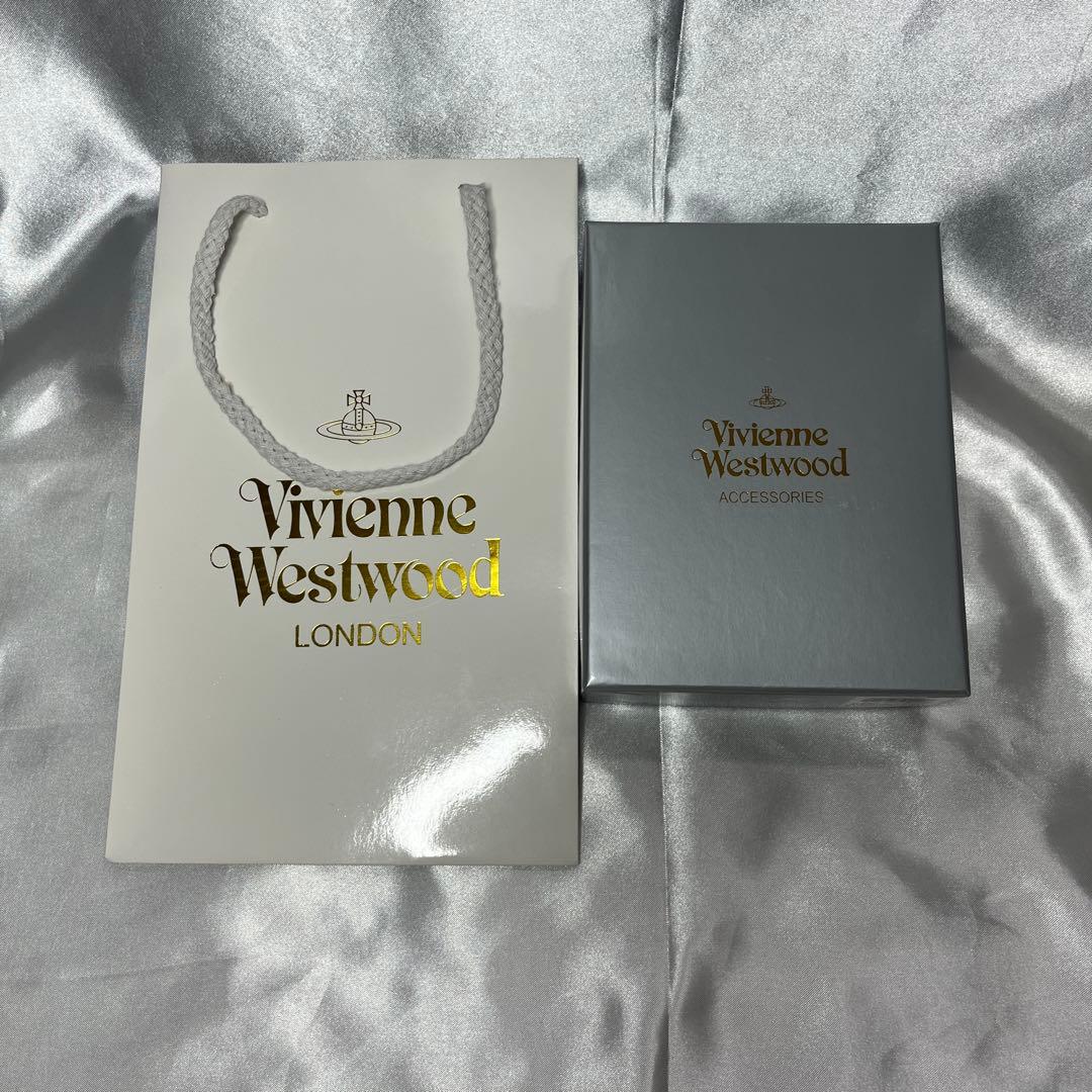 新品Vivienne Westwood黒 ブラック 蝶々留め 二つ折り財布