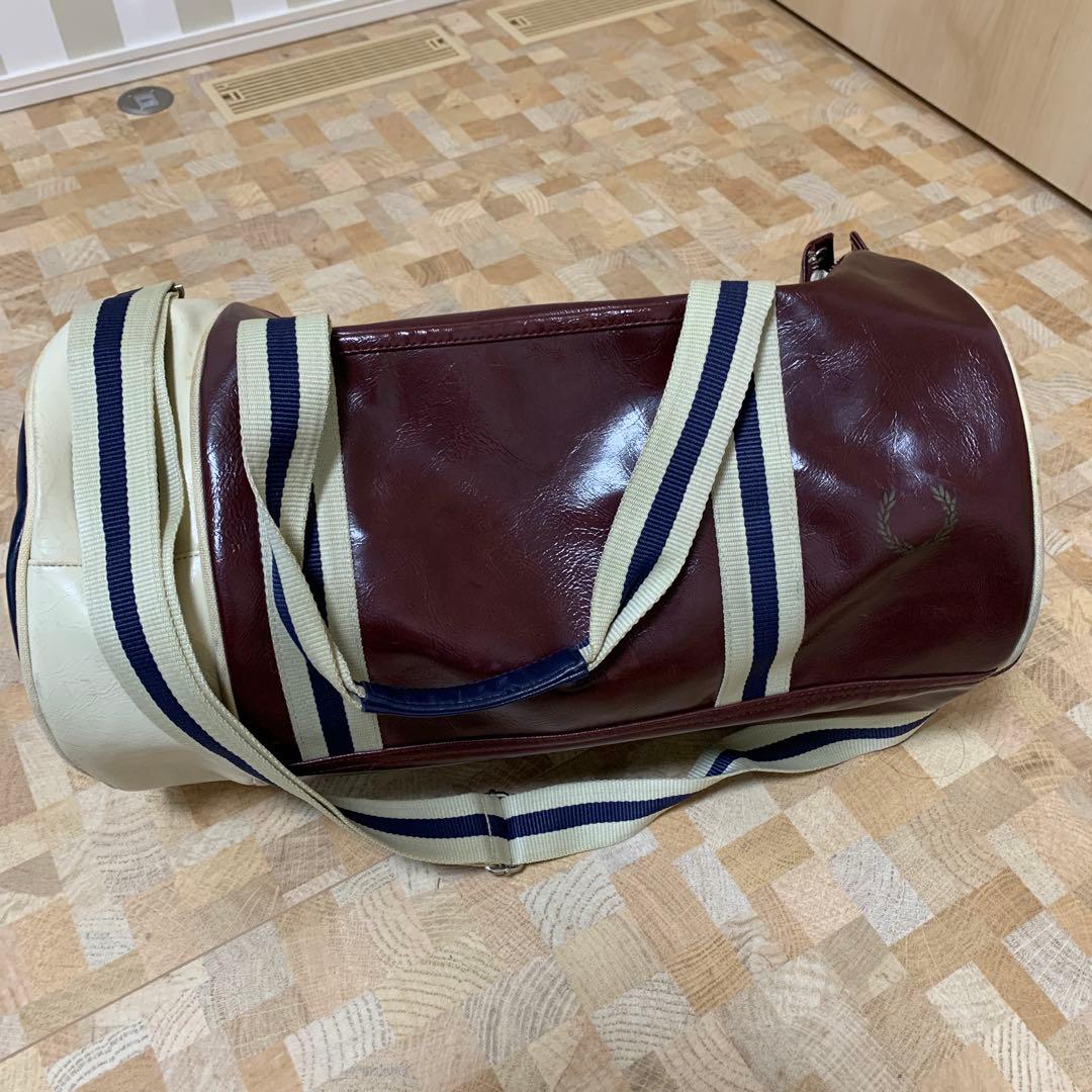 FRED PERRY フレッドペリーボストンバック