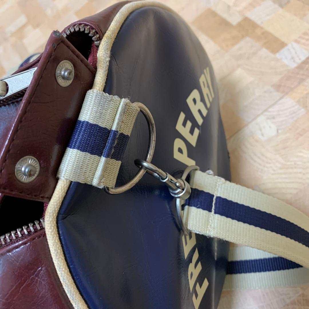FRED PERRY フレッドペリーボストンバック