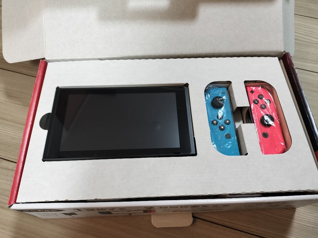 Nintendo Switch 本体 赤/青 +SDカード(32GB)