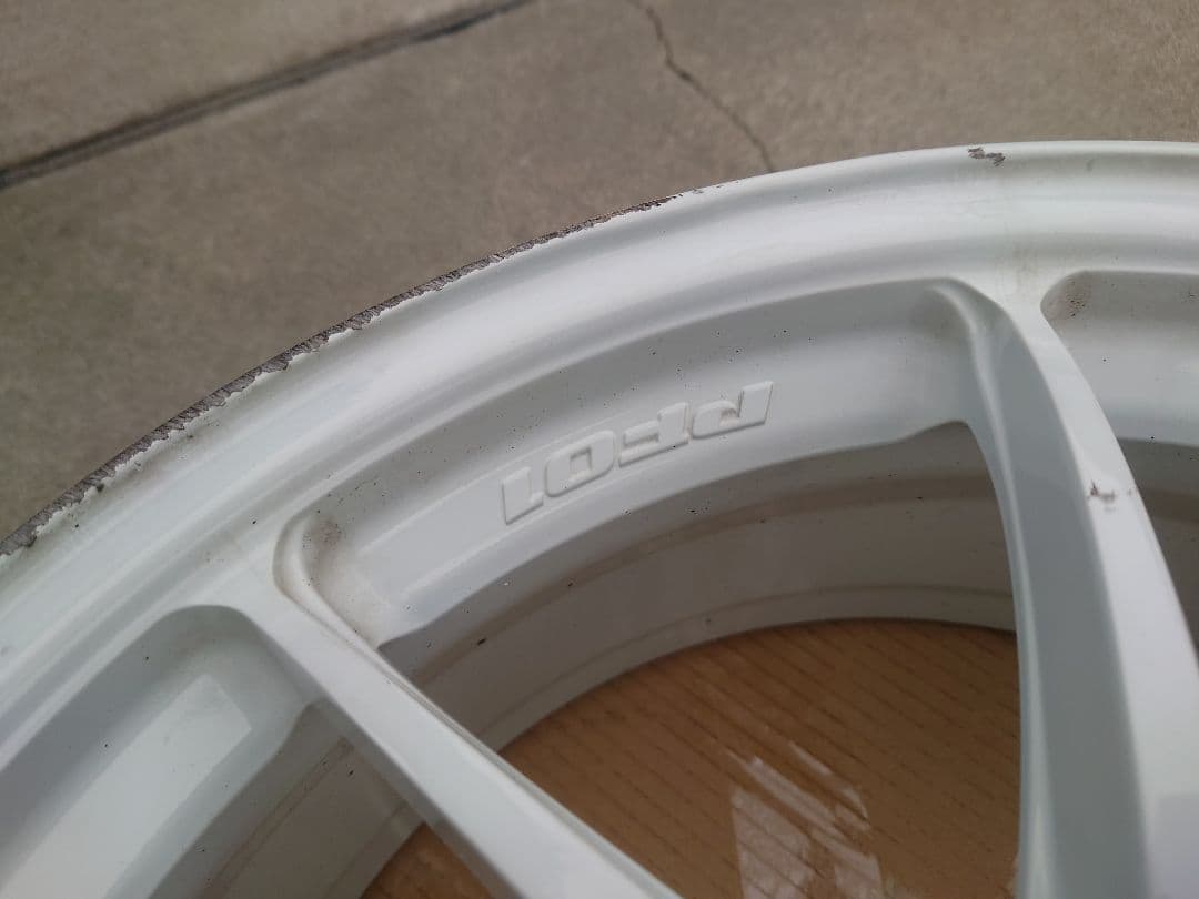 エンケイ ENKEI PF01 18インチ 7.5J＋45 5H-100 白