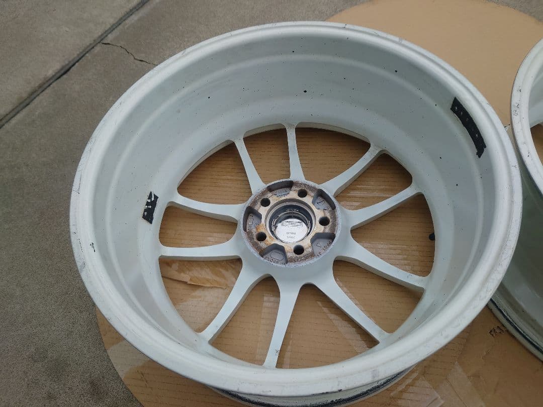 エンケイ ENKEI PF01 18インチ 7.5J＋45 5H-100 白