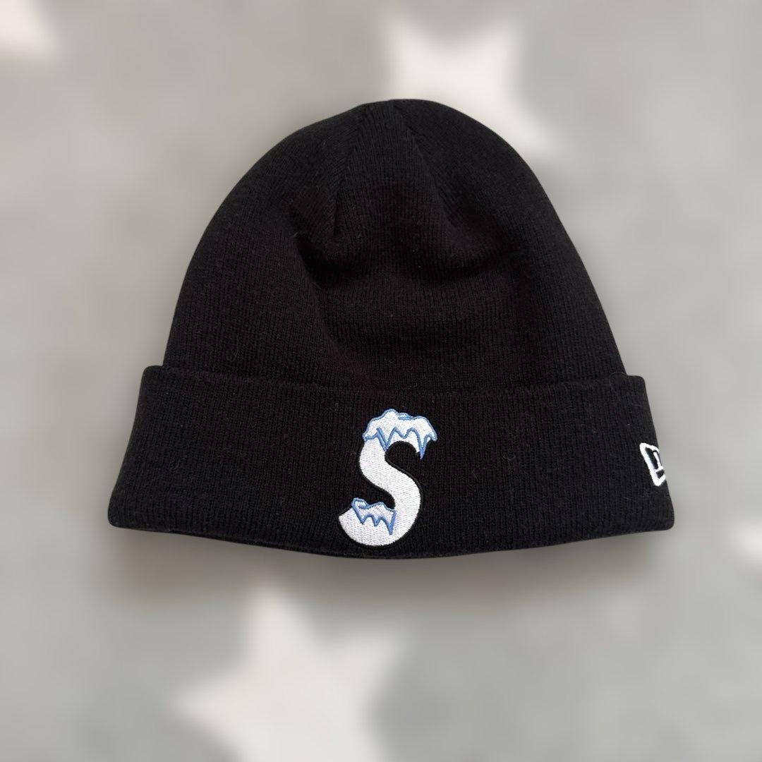 Supreme × New Era® S Logo Beanie