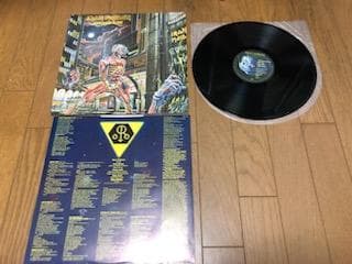 アイアン・メイデン　レコード２枚セット　パワースレイヴ　サムホエア・イン・タイム