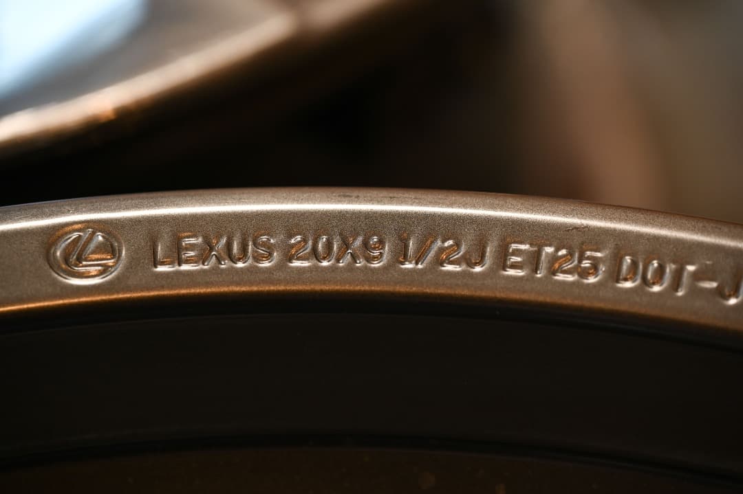 LEXUS純正　20インチ ホイール 　シルバー　4本セット