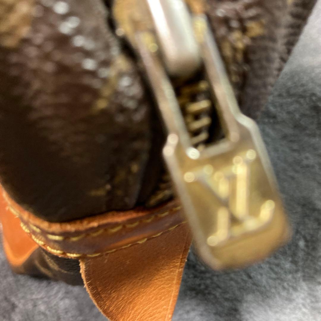 Louis Vuitton ノベルティ　ビンテージ　クラッチバッグ ブラウン