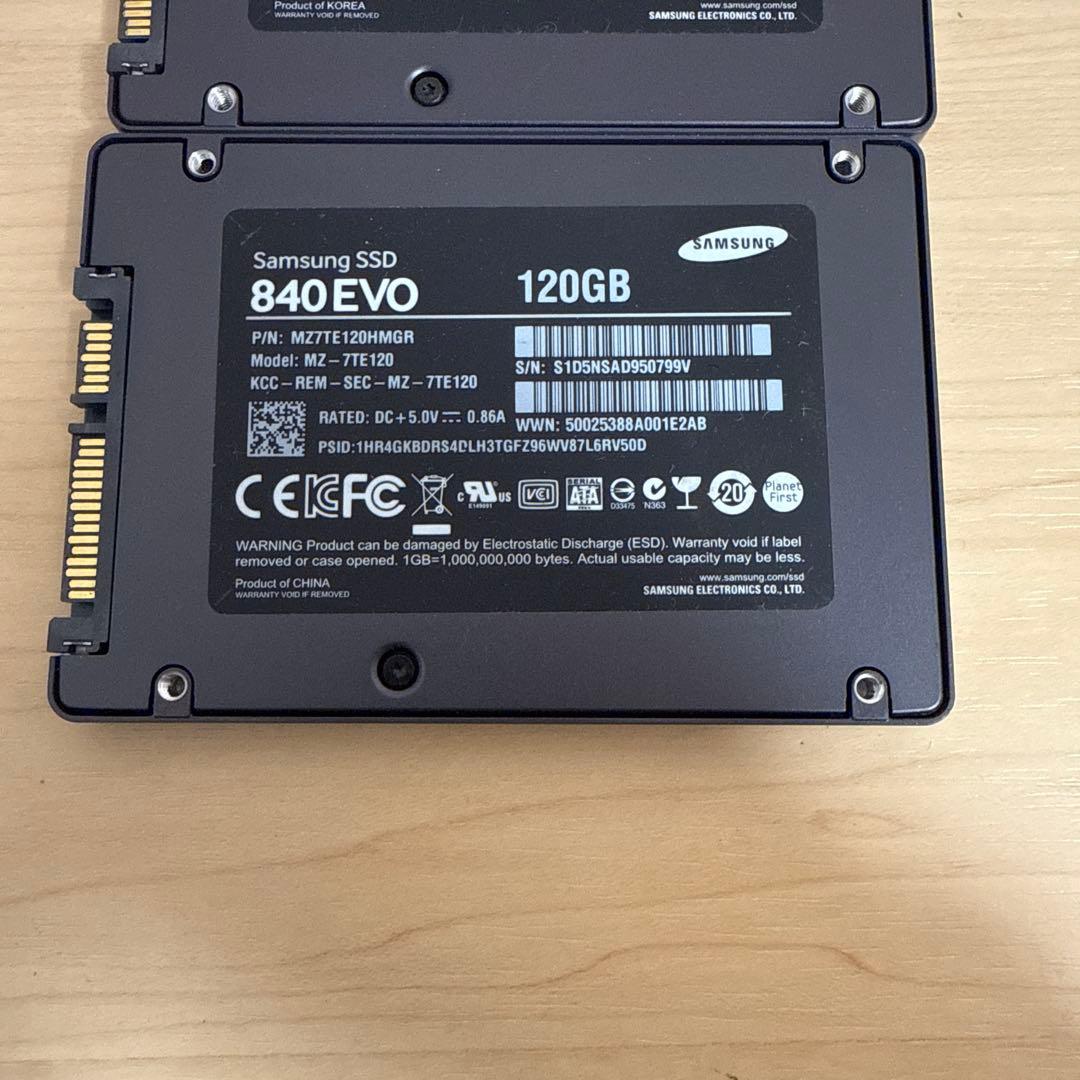 ウ*♪様 Samsung 840 EVO 250GB SSD 2枚 120GB/