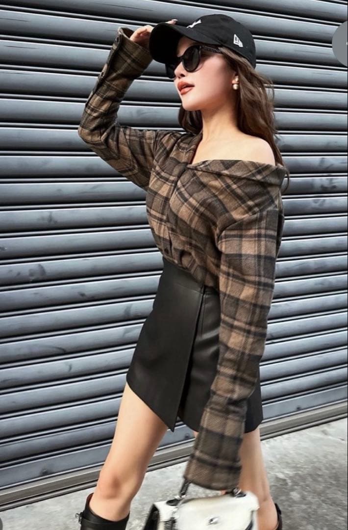 sheller シェリエ leather like wrap culottes