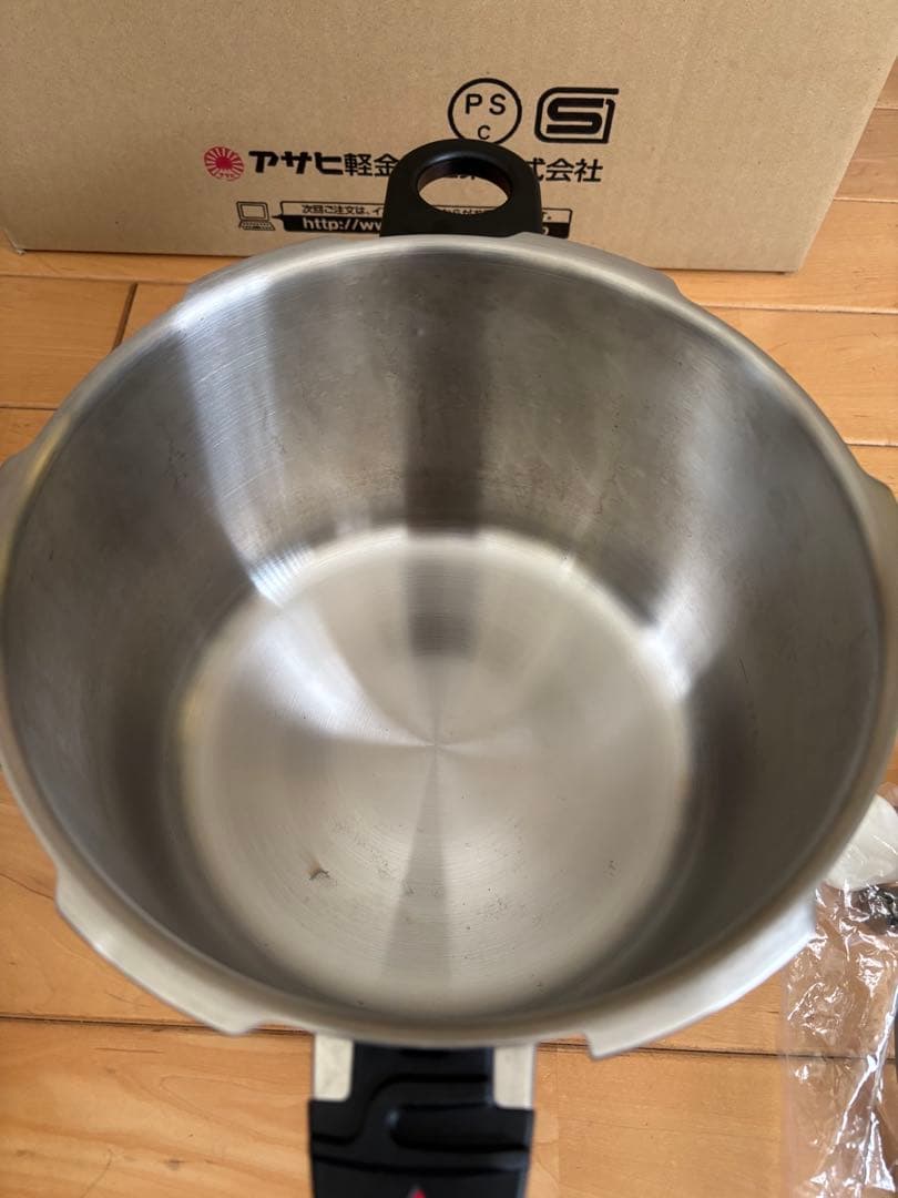アサヒ軽金属圧力鍋 5.5L ステンレス製 美品
