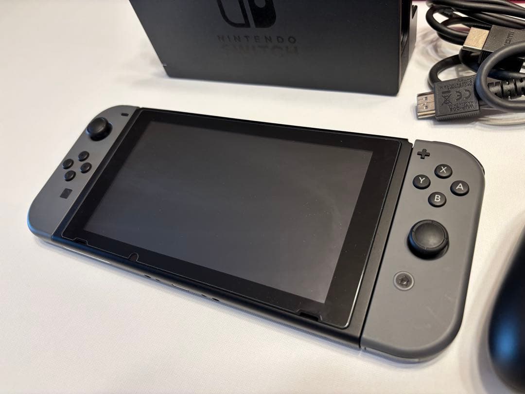 任天堂Switch 本体　ニンテンドースイッチ　バッテリー強化版