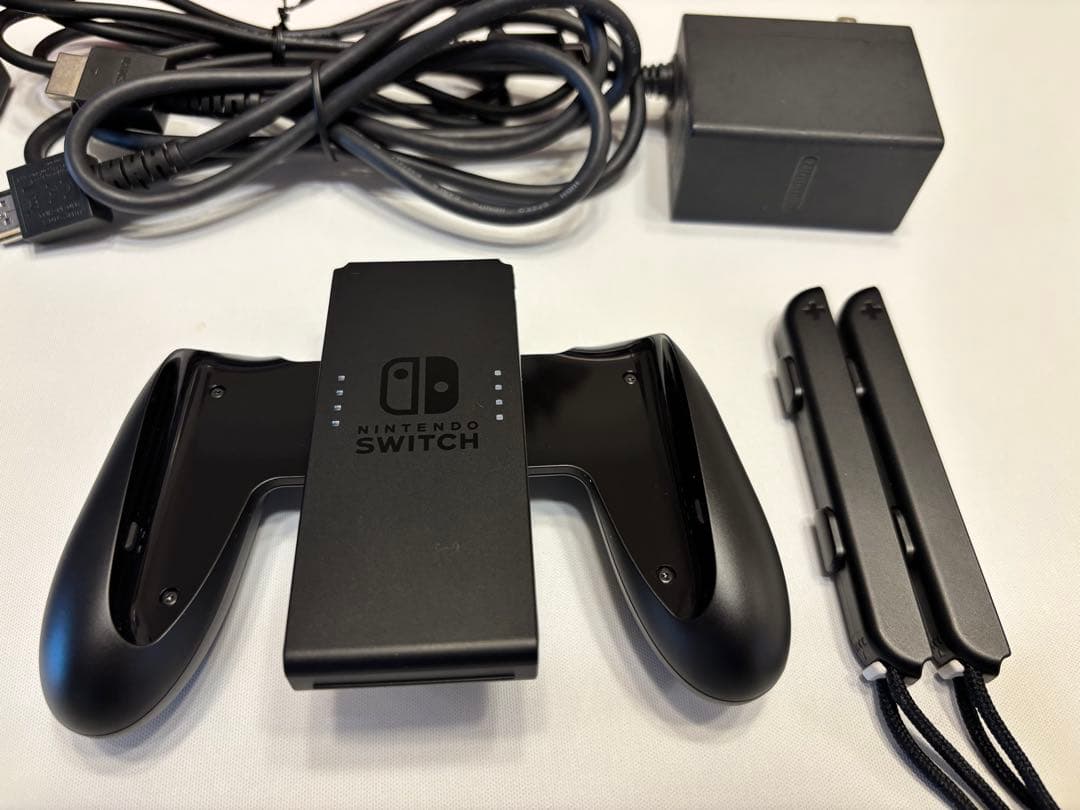 任天堂Switch 本体　ニンテンドースイッチ　バッテリー強化版