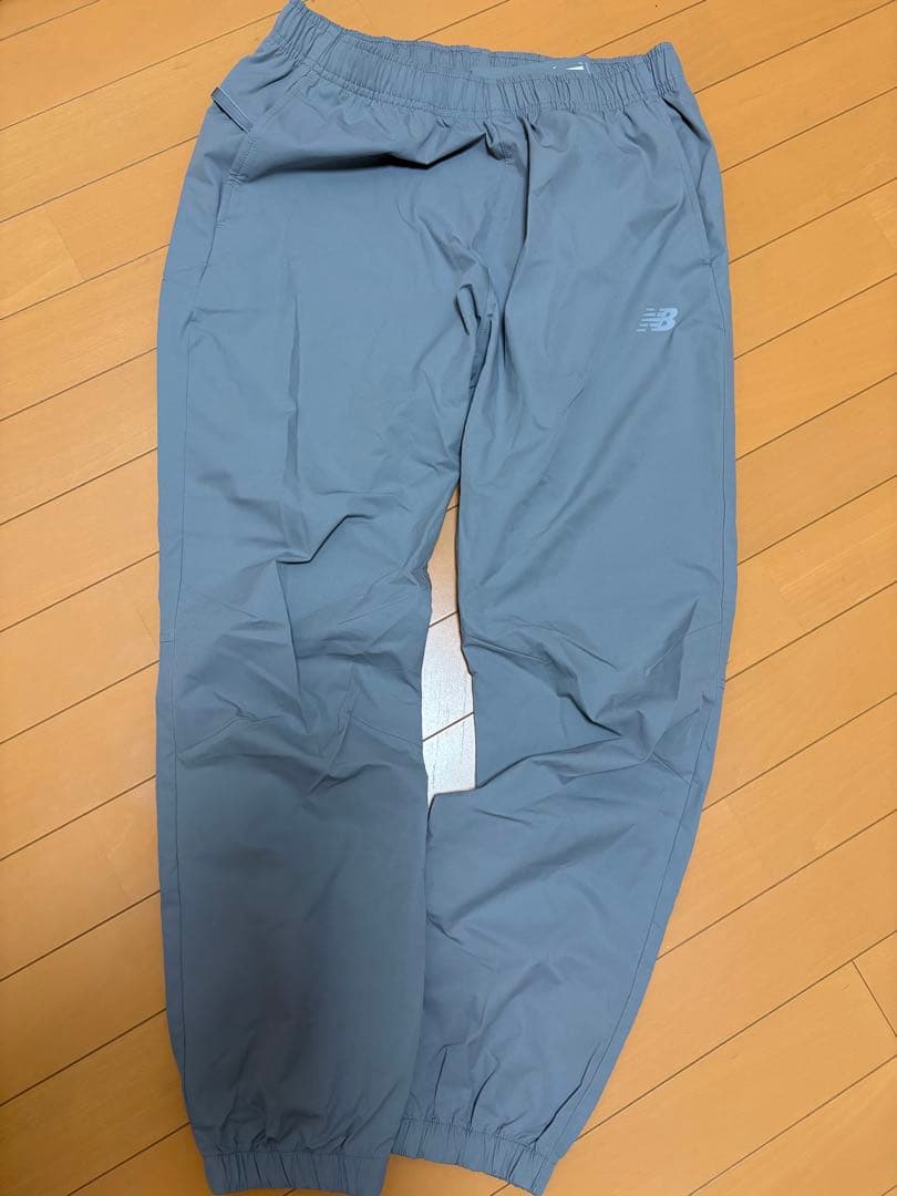 New Balance 上下セット Mサイズ　ウインドブレーカー グレー